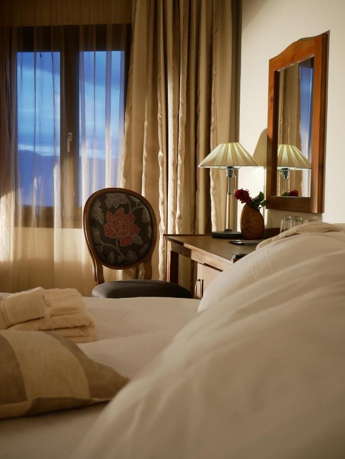 Hotel Rodovoli โคนิทซา ภายนอก รูปภาพ