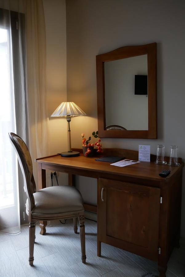 Hotel Rodovoli โคนิทซา ภายนอก รูปภาพ