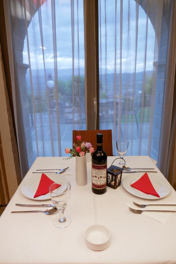 Hotel Rodovoli โคนิทซา ภายนอก รูปภาพ