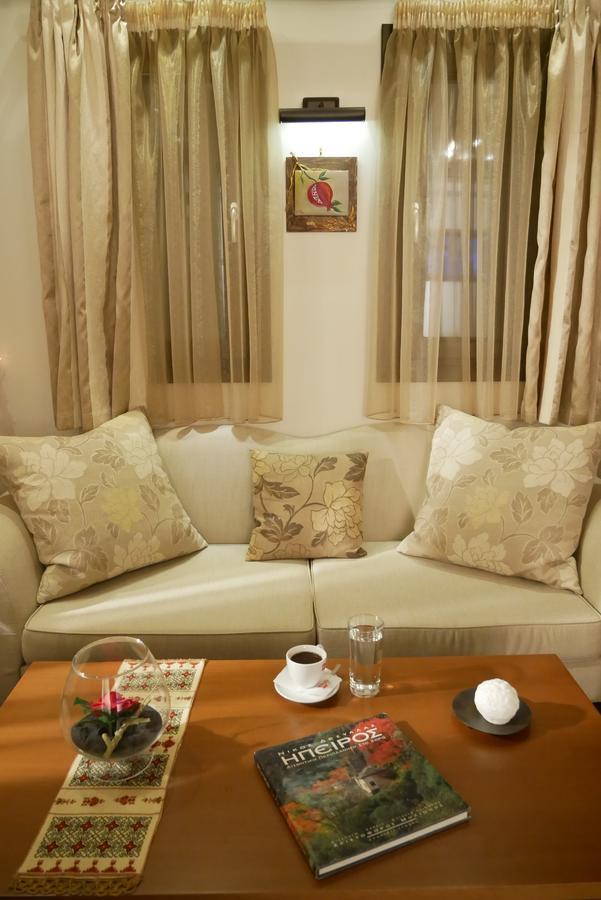 Hotel Rodovoli โคนิทซา ภายนอก รูปภาพ