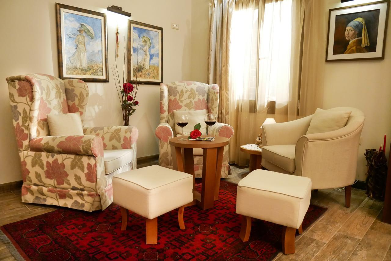 Hotel Rodovoli โคนิทซา ภายนอก รูปภาพ